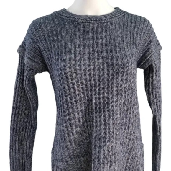 New ASOS Cut Out Back Detail Cable Knit Sweater Heathered Blue Size 0 - Picture 10 of 10